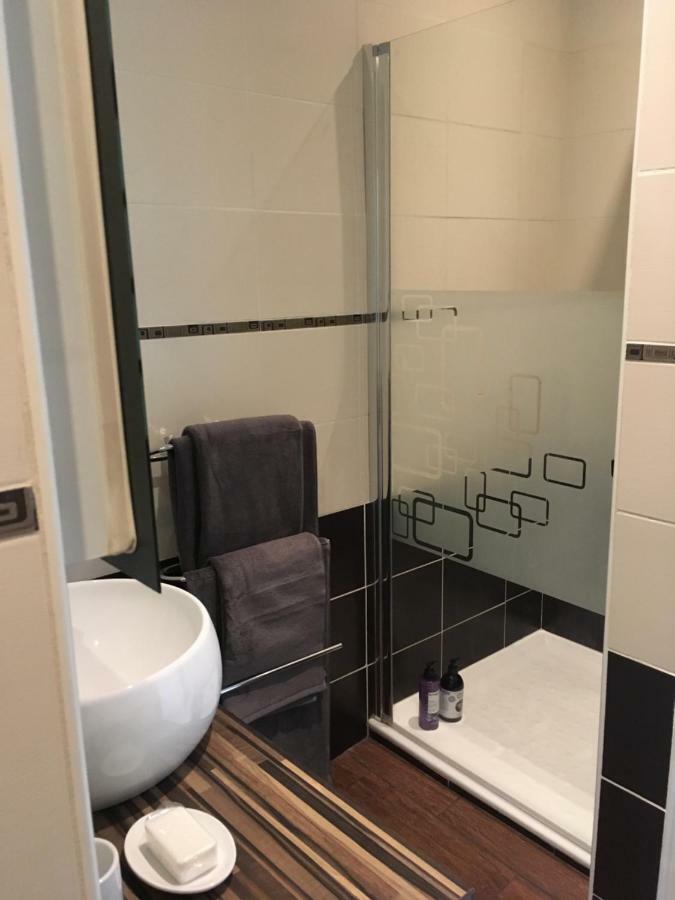 Cosy One-Bedroom Apartment -Stayinantibes- Le Cosy Εξωτερικό φωτογραφία